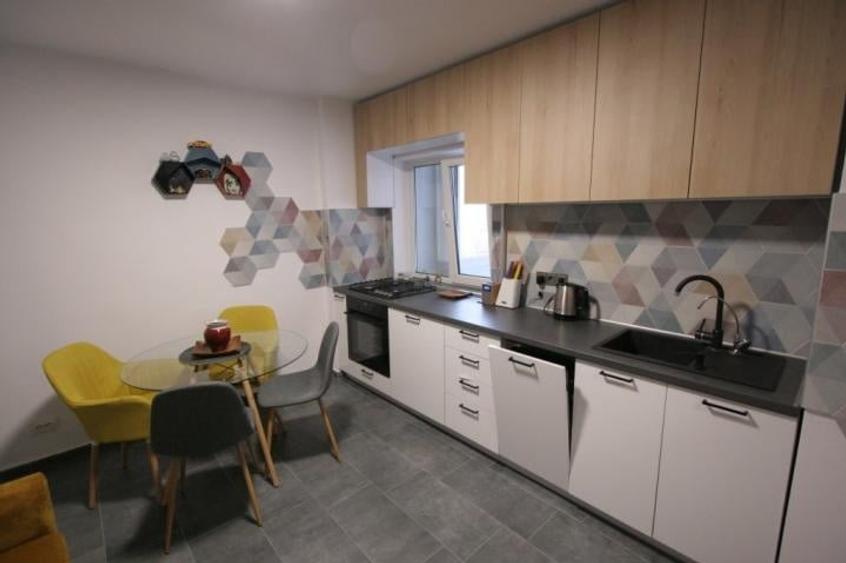 Apartament cu 2 camere semidecomandat, mobilat în Lacul Tei