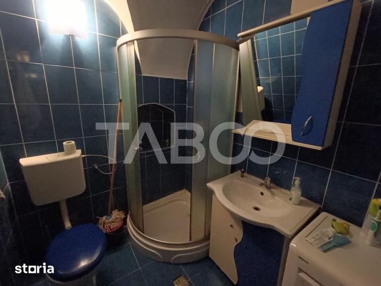 Apartament cu 3 camere semidecomandat în Orașul de Jos