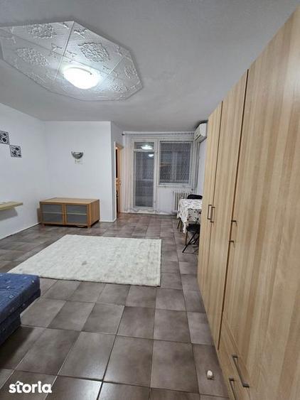 Garsonieră, mobilată în Moșilor