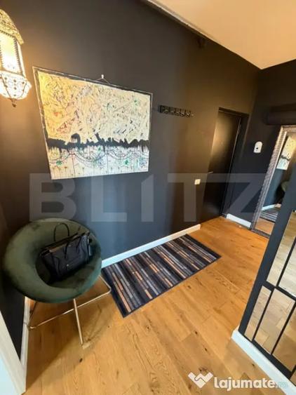 Apartament cu 3 camere semidecomandat în Central