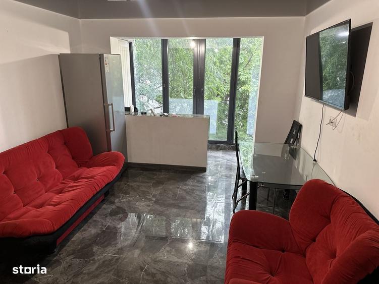Apartament cu 2 camere semidecomandat în Viziru