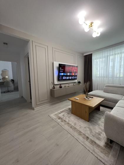 Apartament cu 2 camere semidecomandat în Exterior Vest