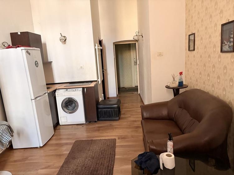 Apartament cu 2 camere semidecomandat în Ultracentral