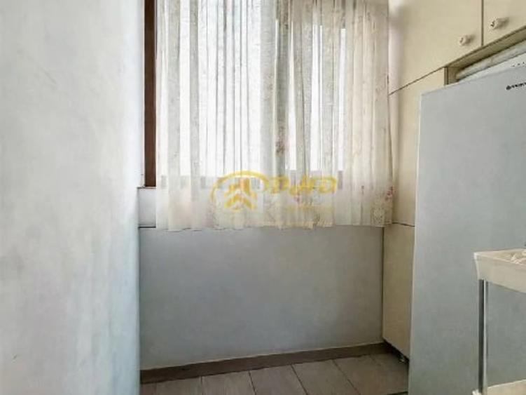 Apartament cu 2 camere decomandat în Valea Adâncă