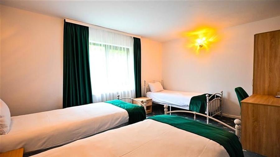 Hotel/Pensiune, de 980 mp, în Plaiul Foii
