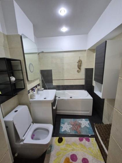 Apartament cu 2 camere decomandat, mobilat în Tomis II
