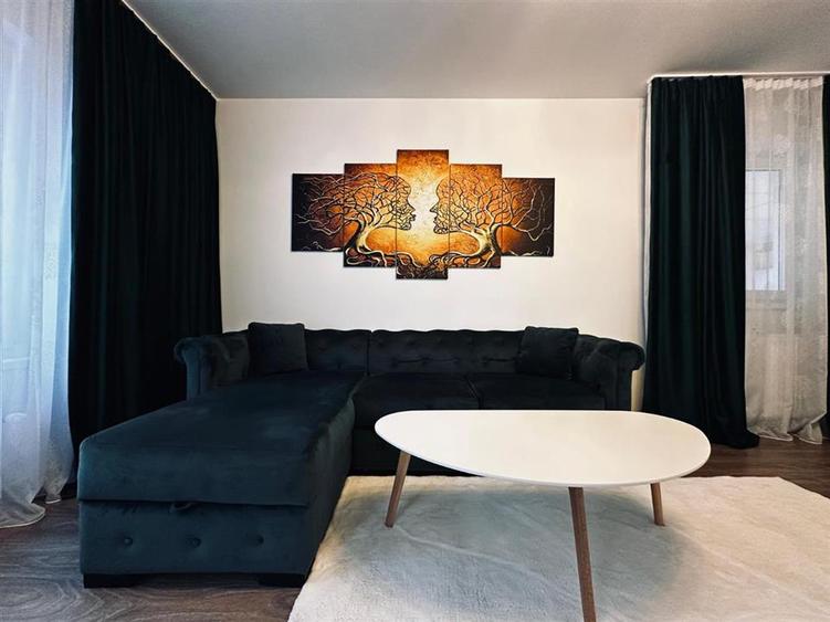 Apartament cu 2 camere decomandat, mobilat în Tractorul