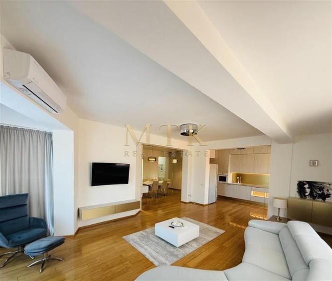 Apartament cu 3 camere decomandat, mobilat în Herăstrău
