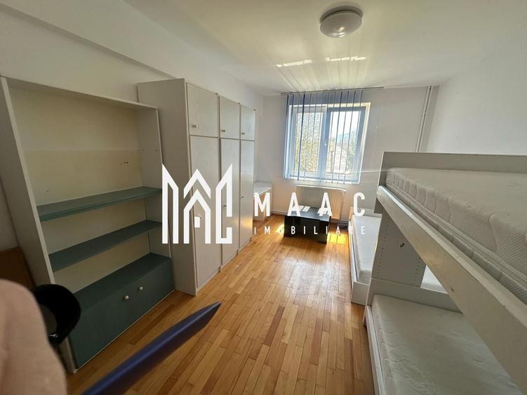 Casă individuală cu 5 camere cu Canalizare în Sud-Est