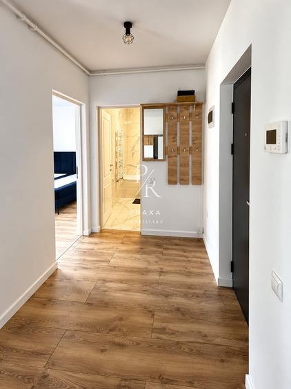 Apartament cu 2 camere semidecomandat, mobilat în Florești