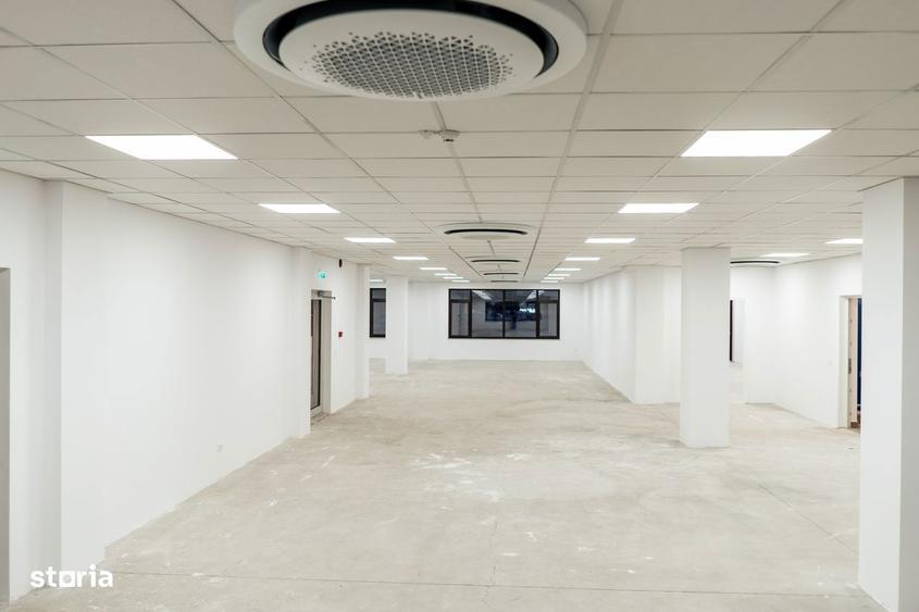 Spațiu comercial, de 1,100 mp, în Ștefan cel Mare