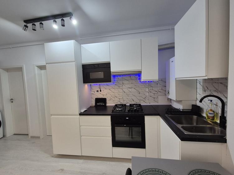 Apartament cu 2 camere decomandat în Otopeni