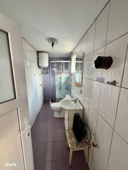 Casă cu 4 camere în Blidari
