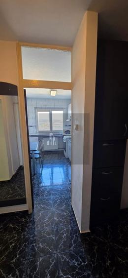 Apartament cu 3 camere semidecomandat, mobilat în 1 Decembrie 1918