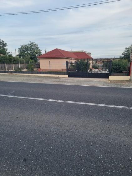 Casă cu 4 camere în Mihai Viteazu