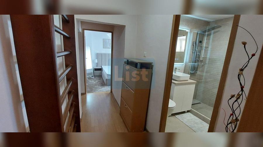 Apartament cu 3 camere în Calea Moldovei