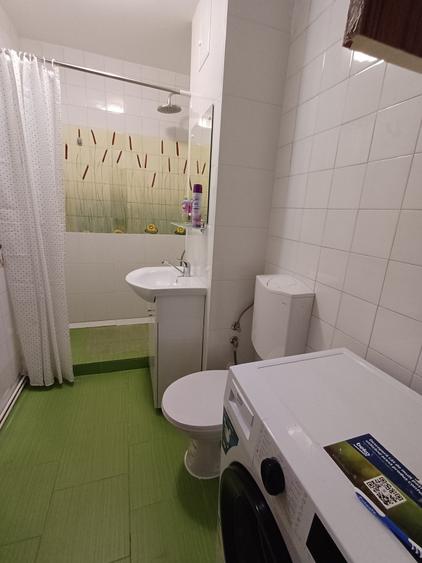 Apartament cu 3 camere decomandat în Grigorescu