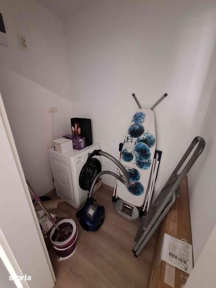 Apartament cu 2 camere, mobilat în Tractorul