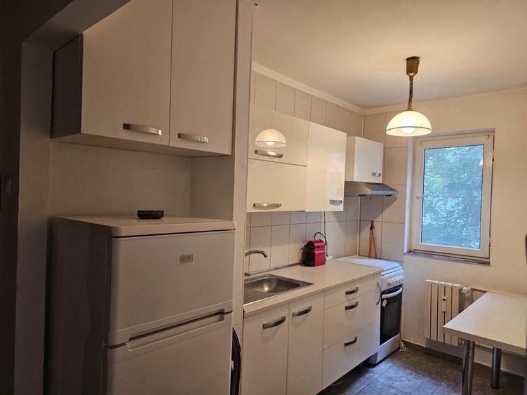 Apartament cu 2 camere semidecomandat în Tomis Nord