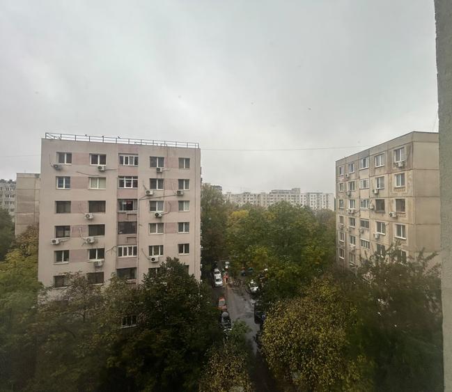 Apartament cu 4 camere decomandat în Tudor Vladimirescu