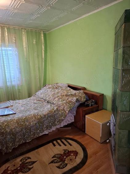 Casă cu 3 camere cu Teren 1677 Mp în Pleșcuța