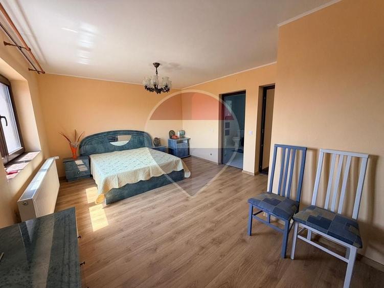 Casă individuală cu 4 camere cu Teren 460 Mp în Brestei