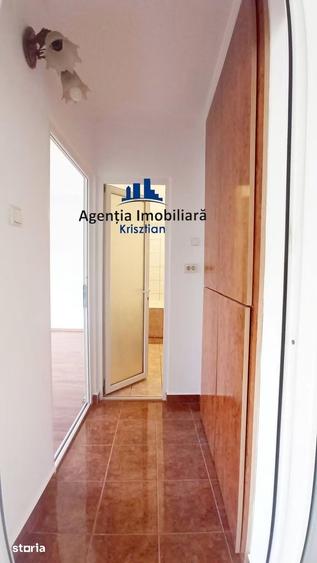 Apartament cu 2 camere semidecomandat în Burdea