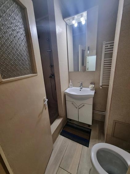 Garsonieră semidecomandată în Malu Roșu