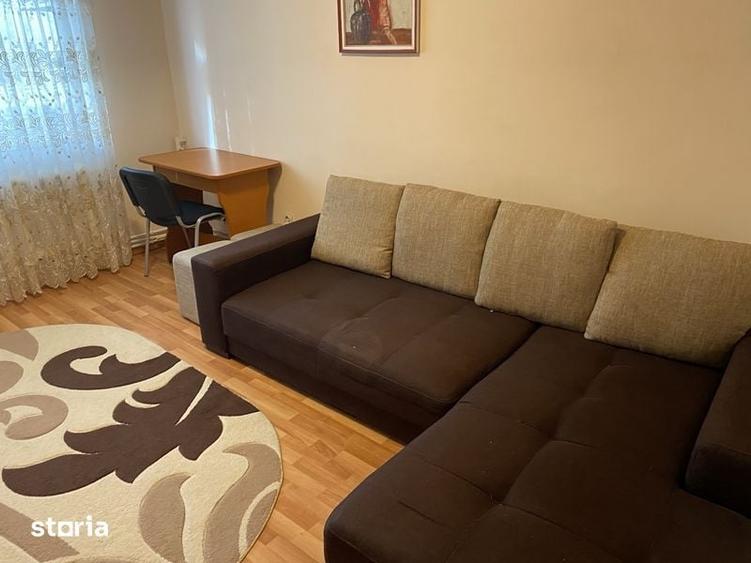 Apartament cu 2 camere decomandat în Micro 14
