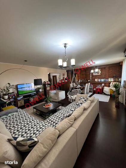 Apartament cu 3 camere în Central