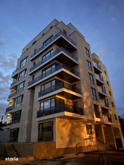 Apartament cu 3 camere decomandat în Ștefan cel Mare