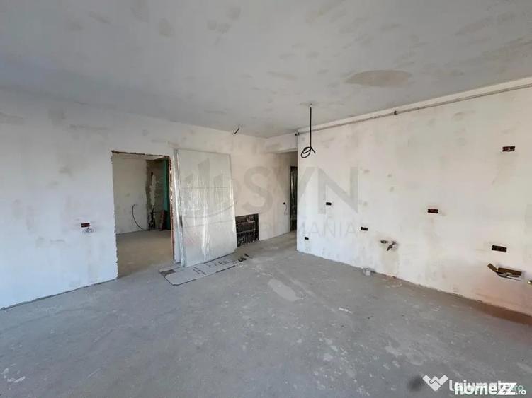 Apartament cu 3 camere decomandat în Aviației