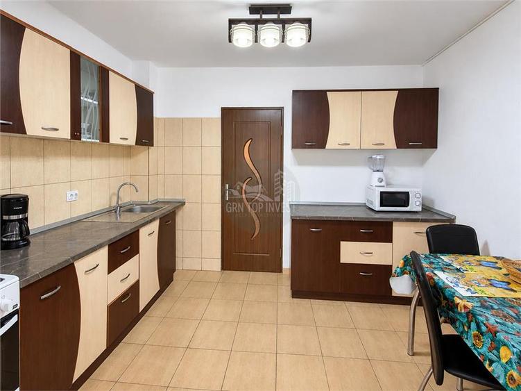 Apartament cu 2 camere decomandat în Hipodrom 3