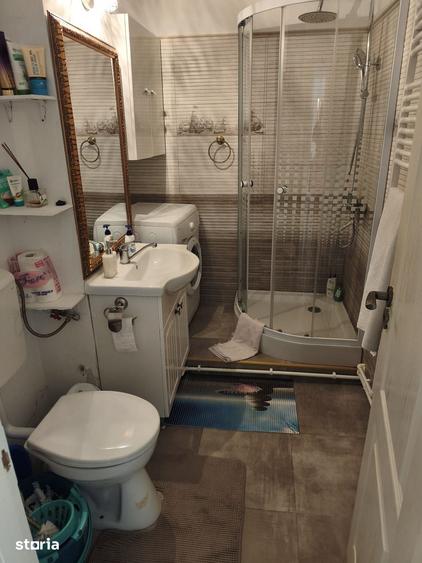 Apartament cu 2 camere semidecomandat în Inel I