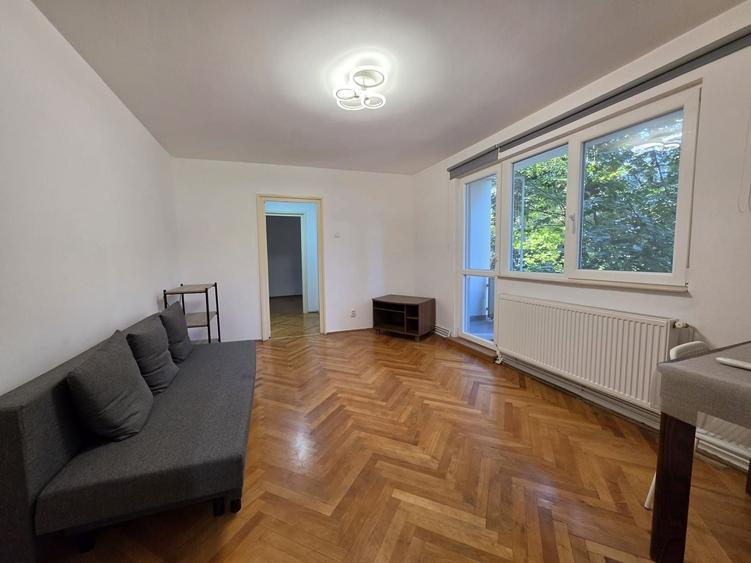 Apartament cu 2 camere semidecomandat, mobilat în Gheorgheni