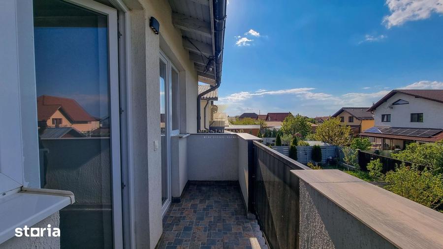 Casă cu 4 camere cu Canalizare în Tărlungeni