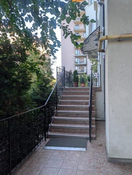 Apartament cu 2 camere semidecomandat în Tineretului