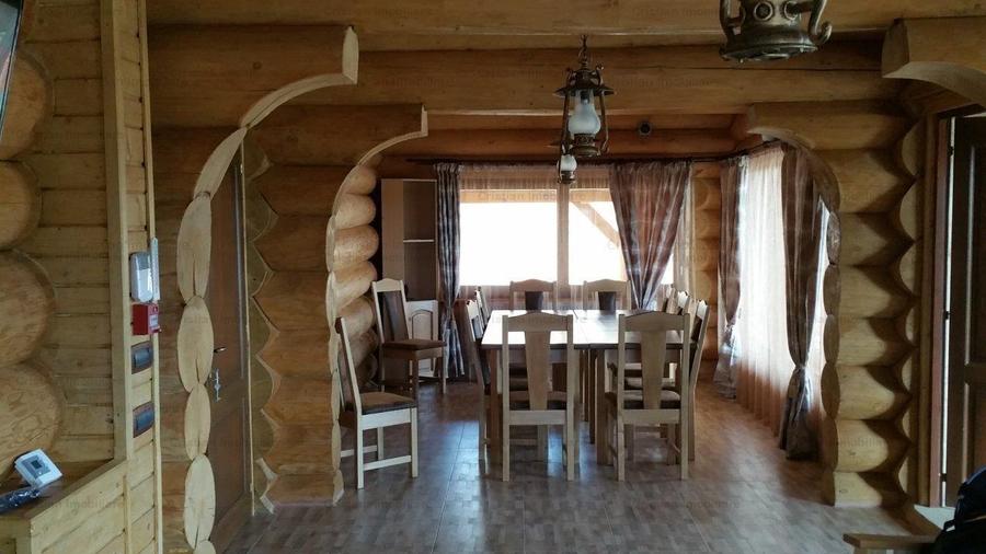 Casă cu 12 camere cu Teren 16277 Mp în Plaiu Nucului