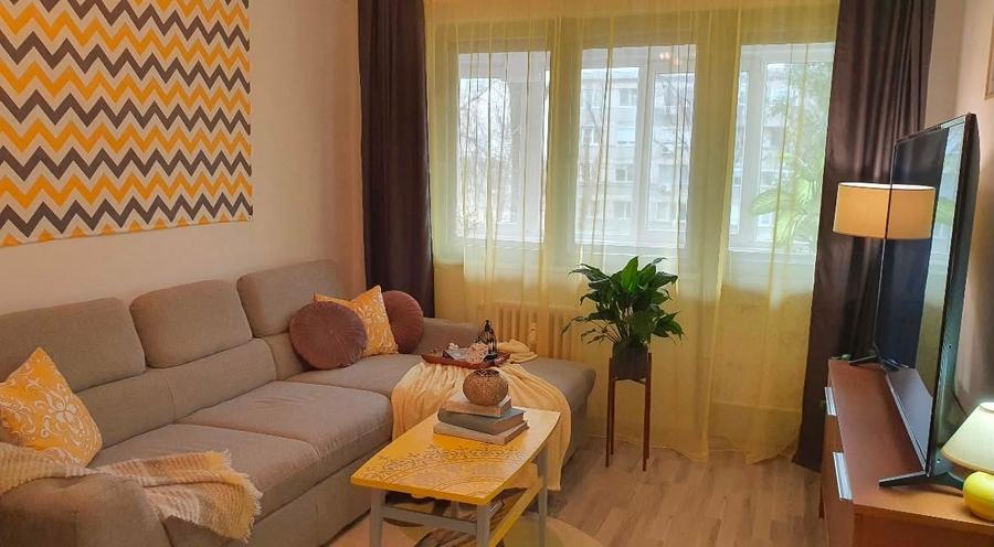 Apartament cu 2 camere decomandat în Crângași