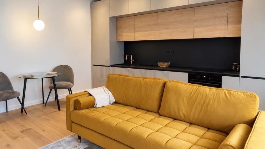 Apartament cu 2 camere decomandat în Aviației