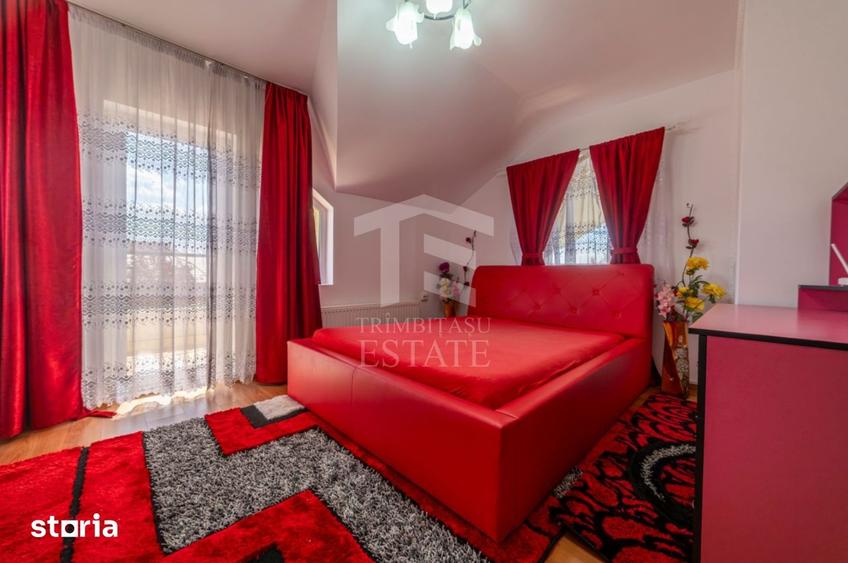 Casă cu 5 camere cu Teren 550 Mp în Moșnița Nouă
