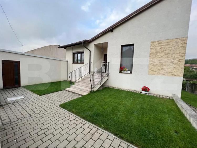 Casă cu 4 camere cu Teren 80 Mp în Central