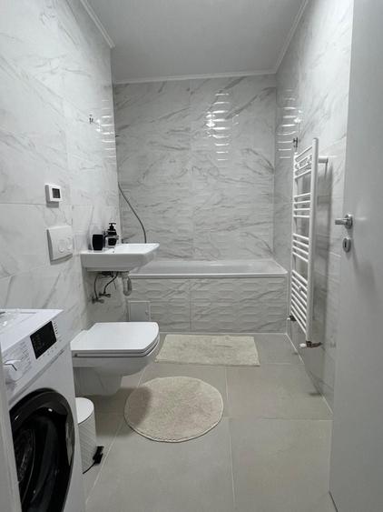 Apartament cu 2 camere decomandat în Palazu Mare