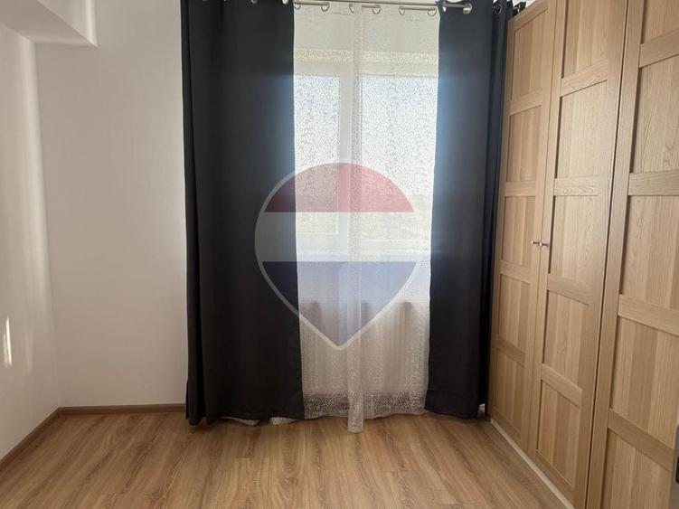 Apartament cu 3 camere semidecomandat, mobilat în Theodor Pallady