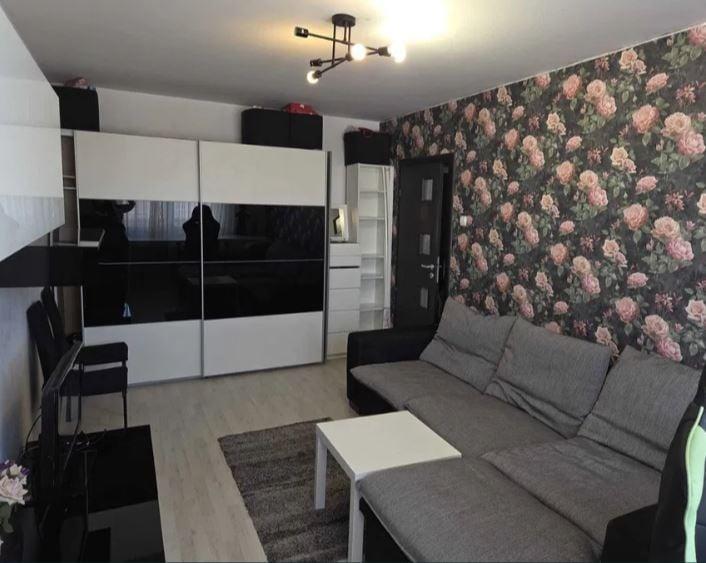 Apartament cu 2 camere decomandat în Dristor