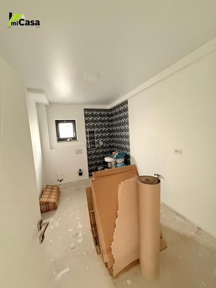 Casă individuală cu 6 camere cu Canalizare în Șendreni