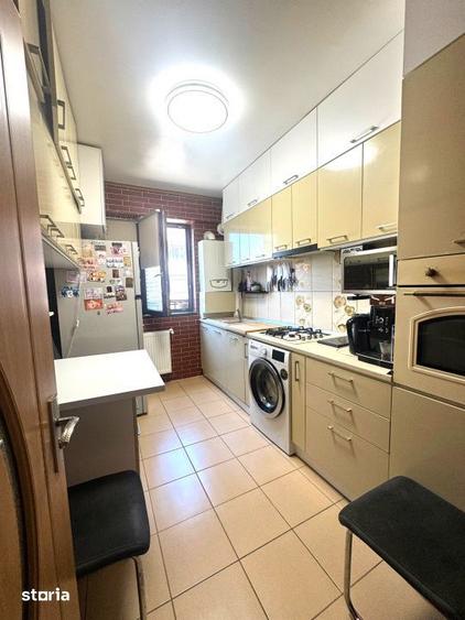 Apartament cu 3 camere, mobilat în Central