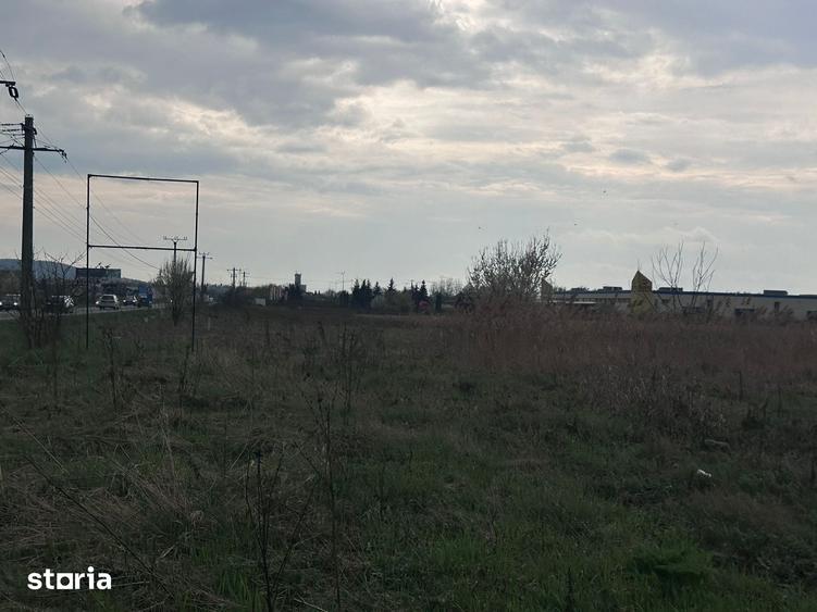 Teren de 26112 mp, în Ernei