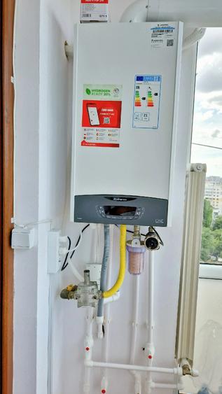 Apartament cu 2 camere decomandat în Tomis Nord