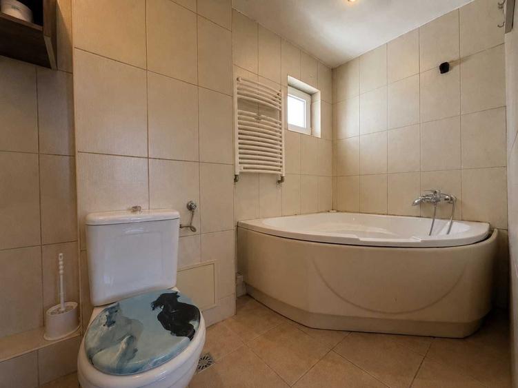 Apartament cu 4 camere decomandat în Mănăștur